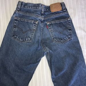 Levi’s mom jeans